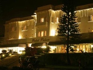 Khách sạn Dalat Palace Hotel 