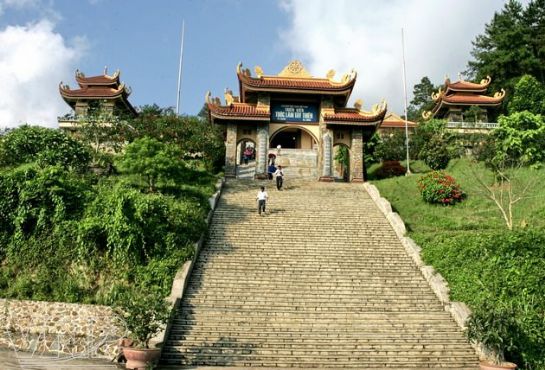 Tour du lịch lễ hội: Hà Nội - Thiền Viện Trúc Lâm - Tam Đảo